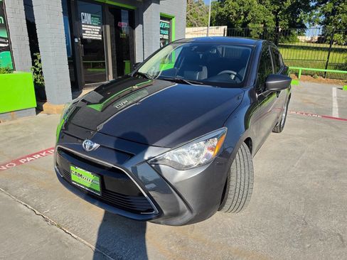 Used 2017 Toyota Yaris iA FWD image 58