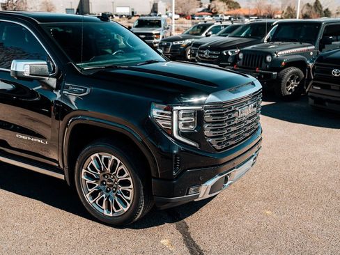 Used 2023 GMC Sierra 1500 Denali Ultimate image 9