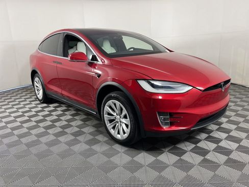 Used 2019 Tesla Model X Long Range image 6