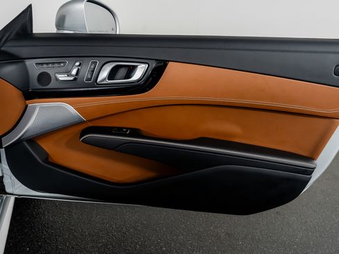 Used 2018 Mercedes-Benz SL 550 SL 550 image 46