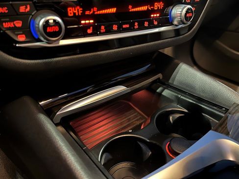 Used 2018 BMW 540i xDrive image 55