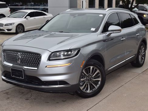 Certified 2023 Lincoln Nautilus FWD w/ Premium Package image 38