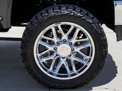 Used 2020 Chevrolet Silverado 3500 LTZ w/ LTZ Premium Package AWD/4WD image 10