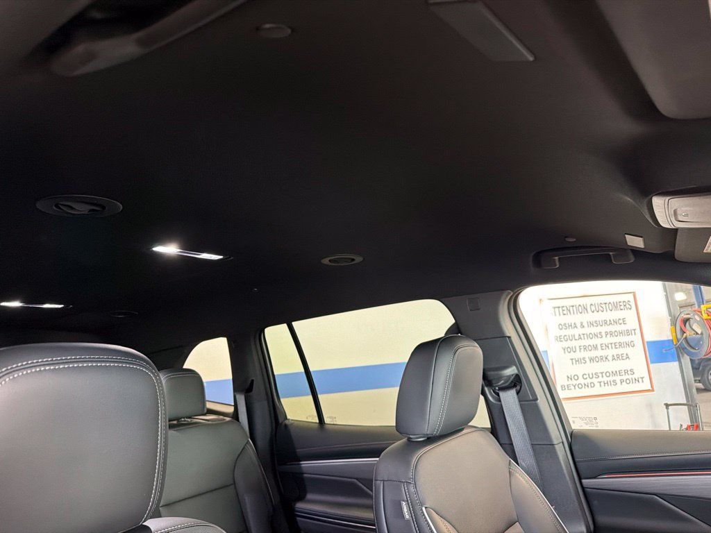 Used 2026 Buick Enclave Preferred AWD/4WD image 34