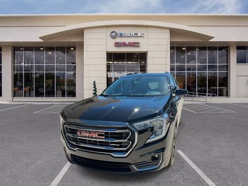 Used 2024 GMC Terrain AT4 w/ Tech Package AWD/4WD image 5