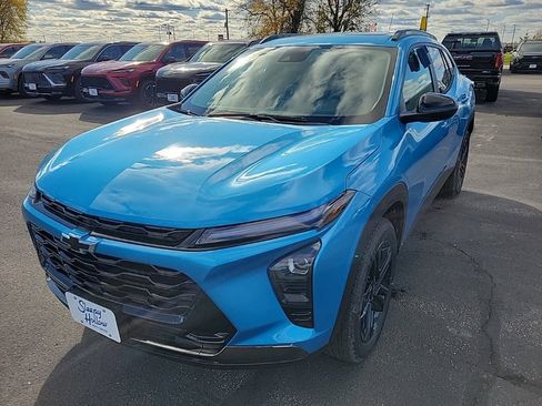 New 2026 Chevrolet Trax ACTIV w/ Sunroof Package image 1