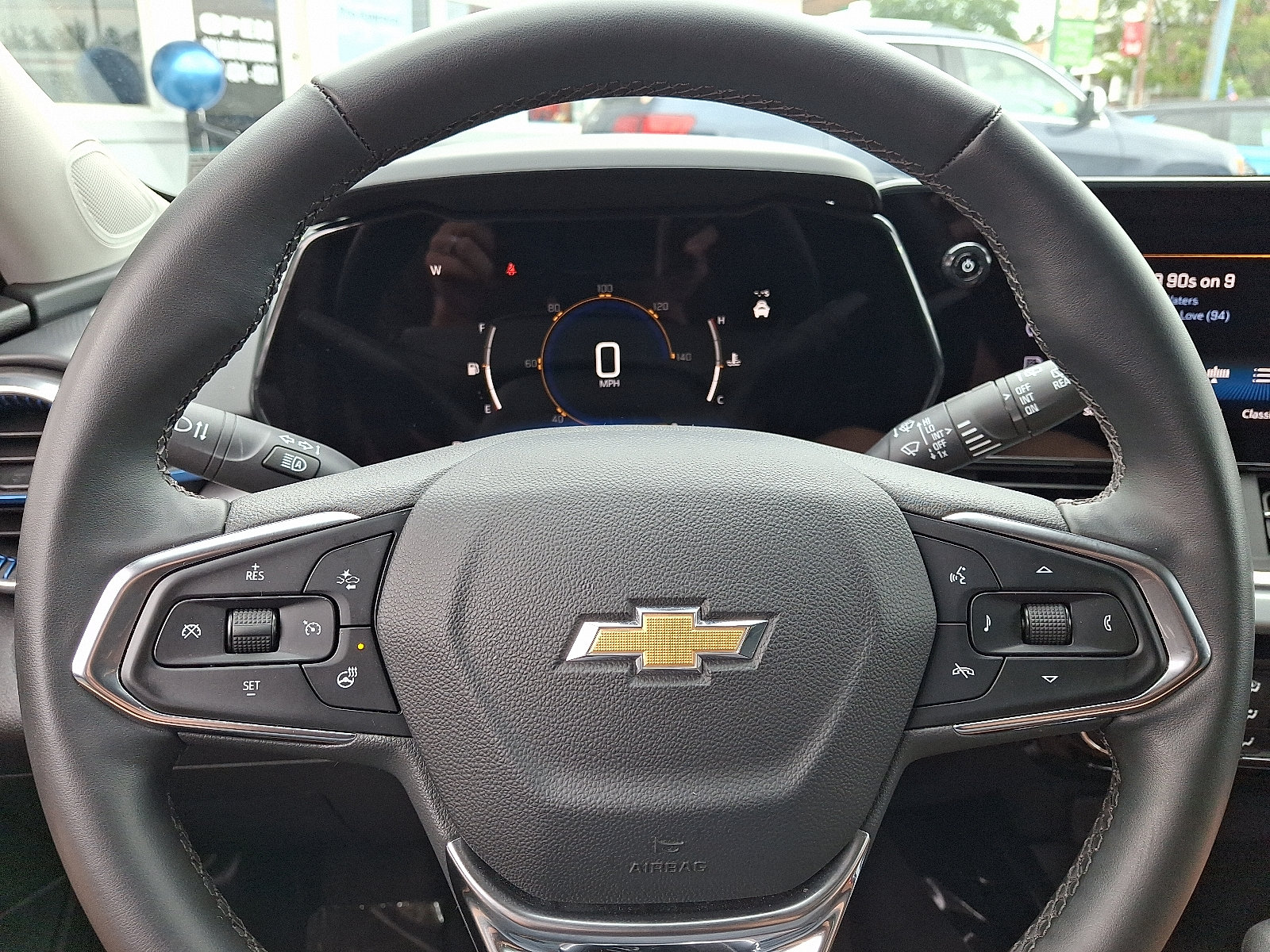 Used 2024 Chevrolet Trax LT w/ Driver Confidence Package FWD image 19