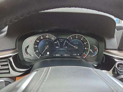 Used 2018 BMW 530i xDrive w/ Premium Package AWD/4WD image 23