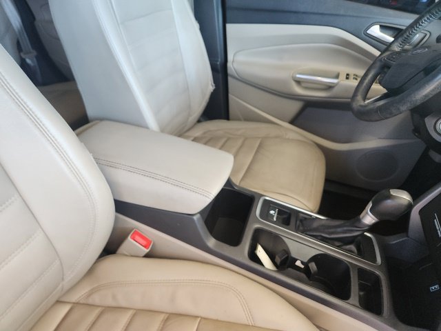 Used 2017 Ford Escape SE w/ SE Leather Comfort Package FWD image 15