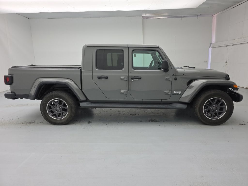Used 2023 Jeep Gladiator Overland w/ Popular Equipment Package AWD/4WD image 13