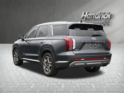 Used 2023 Hyundai Palisade SEL w/ Premium Package FWD image 10