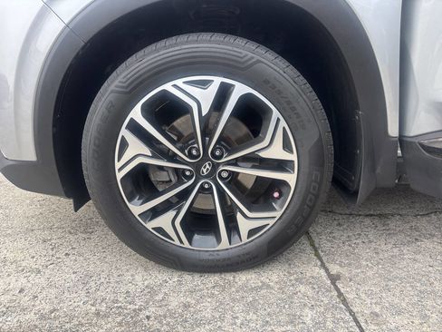 Used 2020 Hyundai Santa Fe Limited image 15