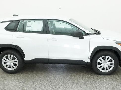 New 2026 Toyota Corolla Cross L FWD image 17