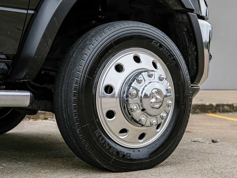 Used 2022 RAM 5500 Tradesman w/ Chrome Appearance Group image 49