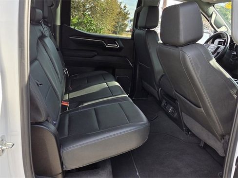 Used 2025 GMC Sierra 1500 SLT image 20