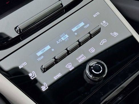 New 2026 Porsche Cayenne image 21