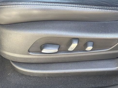 Certified 2023 Cadillac XT5 Premium Luxury image 24