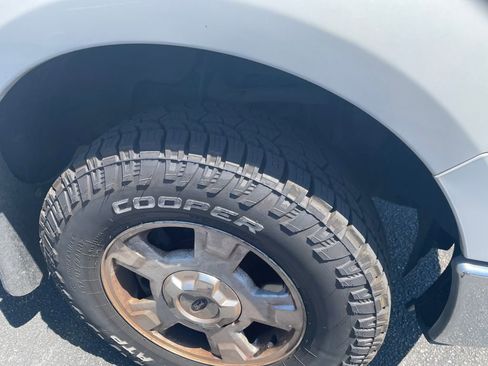 Used 2014 Ford F150 XLT w/ Trailer Tow Package AWD/4WD image 12