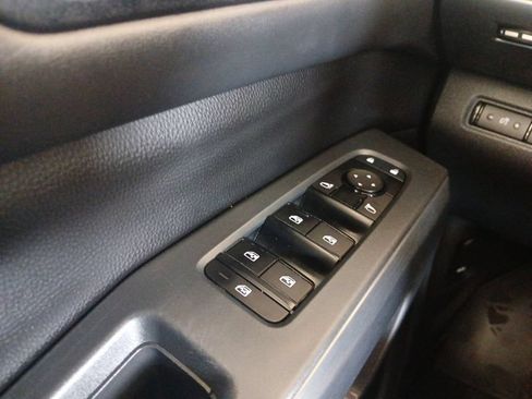Used 2023 Nissan Pathfinder Rock Creek AWD/4WD image 21