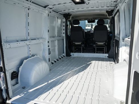 New 2026 RAM ProMaster 1500 w/ Quick Order Package 22G SLT image 12