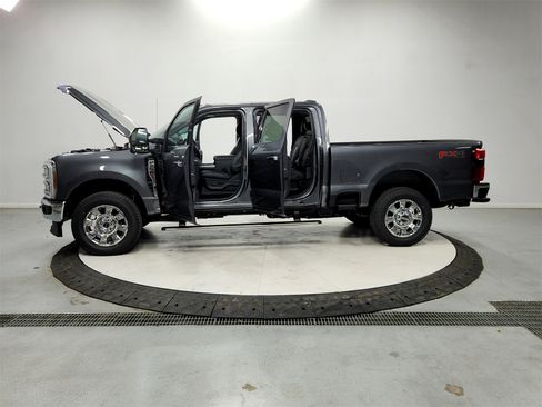 New 2026 Ford F250 Lariat w/ Lariat Ultimate Package image 12