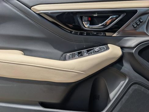 Certified 2025 Subaru Outback Limited AWD/4WD image 19