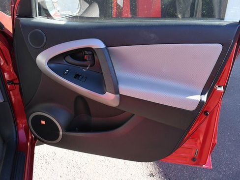 Used 2008 Toyota RAV4 Limited image 24