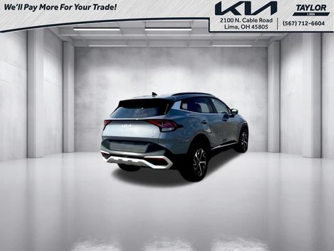 Used 2025 Kia Sportage EX w/ Premium Package AWD/4WD image 2
