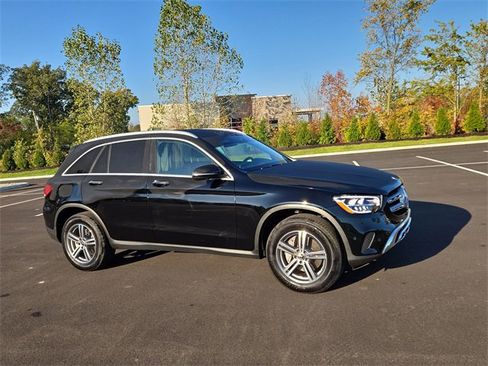 Certified 2022 Mercedes-Benz GLC 300 4MATIC image 2