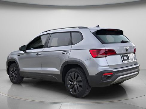 Certified 2023 Volkswagen Taos S FWD image 4