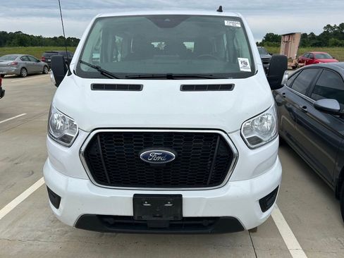 Used 2022 Ford Transit 350 XLT RWD image 14