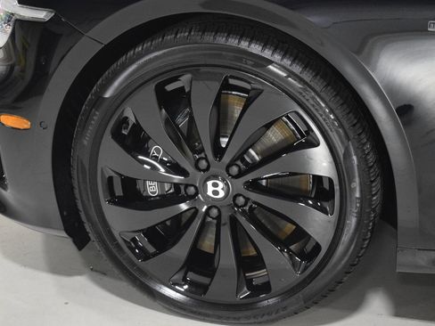 New 2025 Bentley Continental GTC image 17