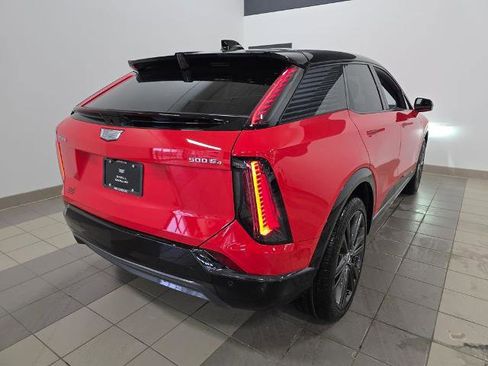 Used 2026 Cadillac Optiq Sport 2 image 5