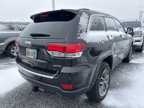 Used 2022 Jeep Grand Cherokee Limited image 4