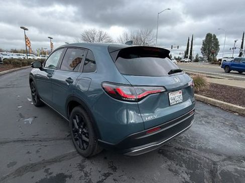 Used 2024 Honda HR-V Sport image 6