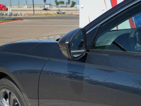 Used 2026 Honda Accord EX-L image 11