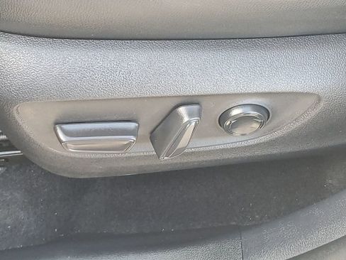 Used 2024 Toyota Grand Highlander AWD Hybrid image 16