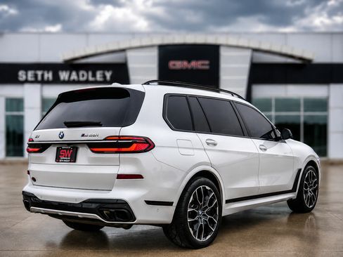 Used 2023 BMW X7 M60i w/ Executive Package AWD/4WD image 7