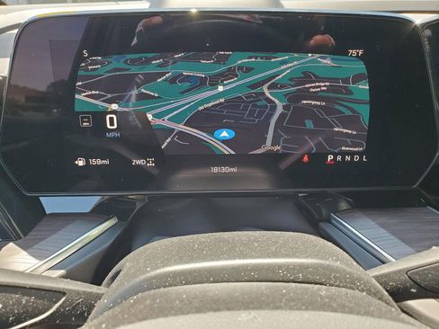 Used 2025 Chevrolet Tahoe Z71 w/ Comfort Package AWD/4WD image 35