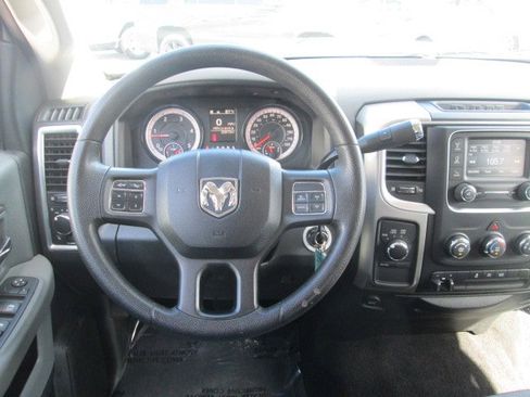 Used 2017 RAM 3500 SLT AWD/4WD image 16