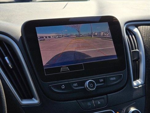 Used 2023 Chevrolet Malibu LT image 13