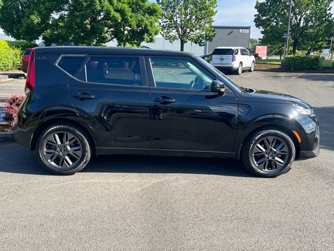Used 2021 Kia Soul EX FWD image 9