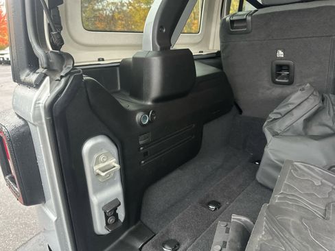 Used 2024 Jeep Wrangler Sport S w/ Convenience Group image 35