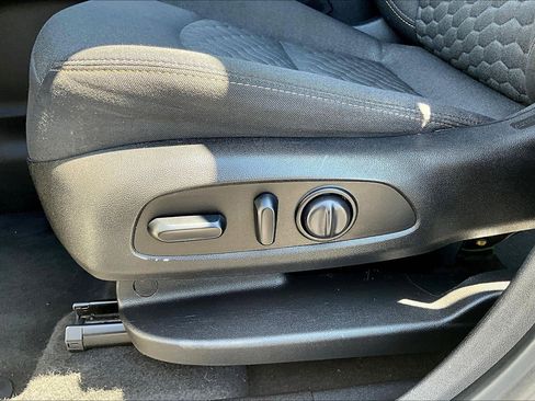 Used 2019 Chevrolet Equinox LT w/ Sun & Navigation Package FWD image 37