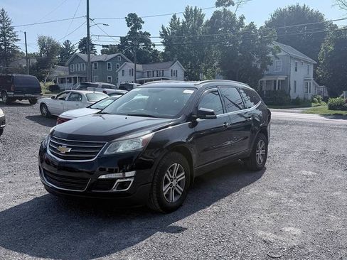 Used 2017 Chevrolet Traverse LT AWD/4WD image 1