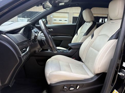 Used 2021 Cadillac XT4 Sport FWD image 12