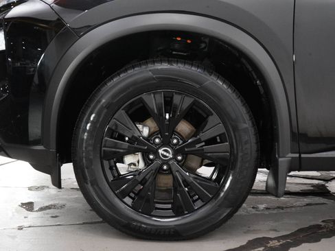 Used 2023 Nissan Rogue SV w/ SV Premium B Package AWD/4WD image 29