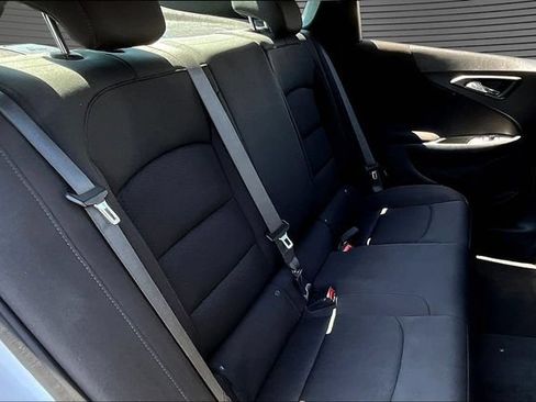 Used 2021 Chevrolet Malibu RS FWD image 24