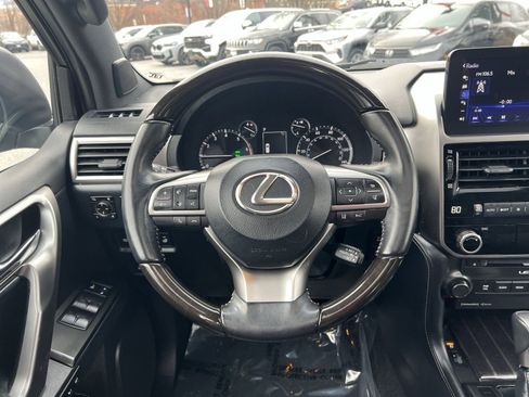 Used 2023 Lexus GX 460 Premium image 16