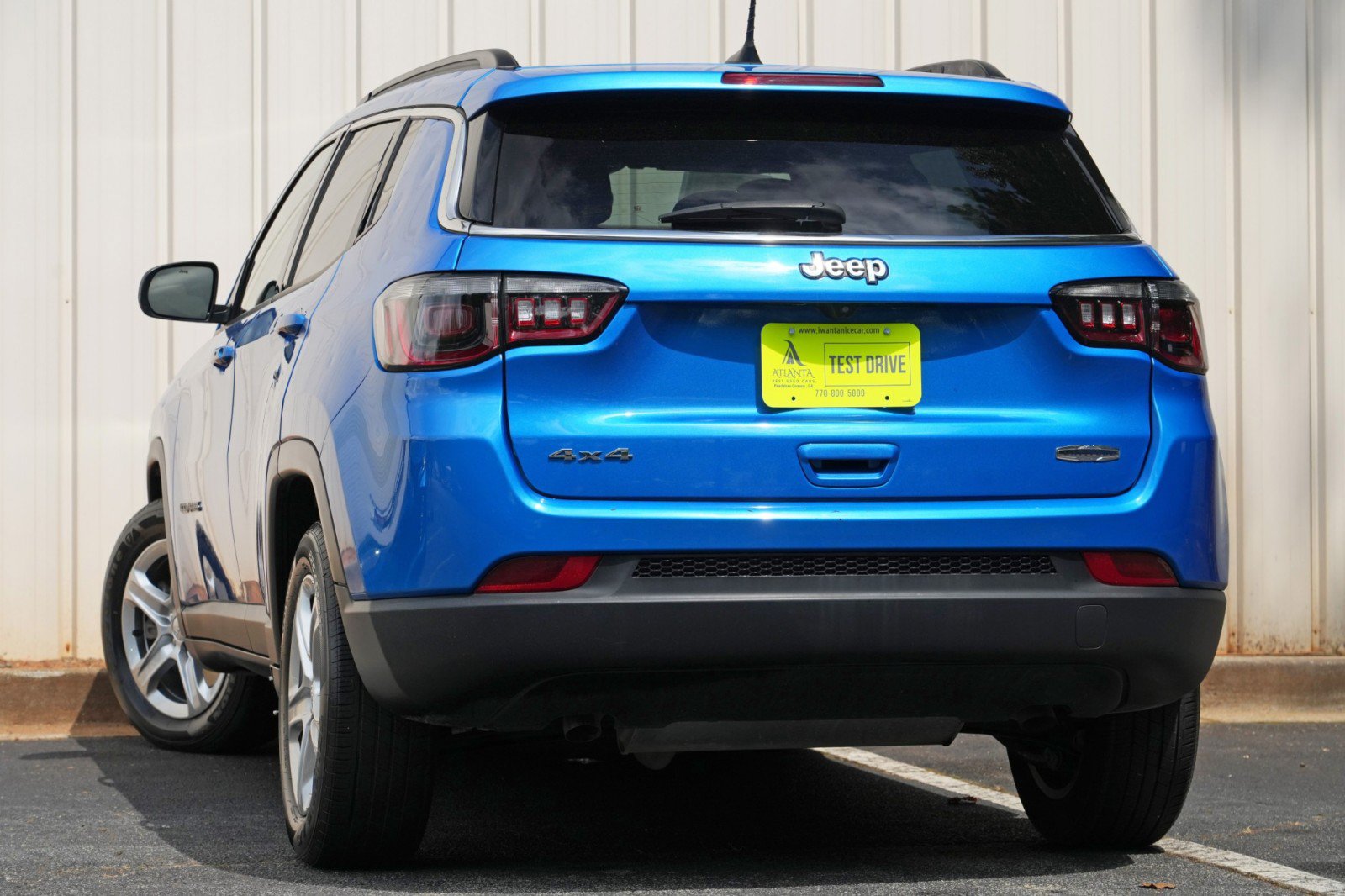 Used 2024 Jeep Compass Latitude AWD/4WD image 5